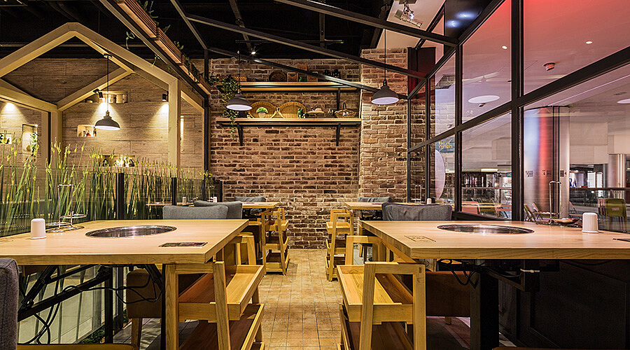 現(xiàn)代簡(jiǎn)約餐廳設(shè)計(jì)：詮釋純粹與精致的用餐美學(xué)